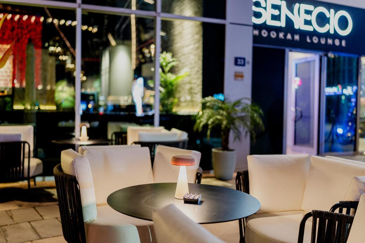 Blue Beach Tower The Walk Jbr Dubai Exterior photo SENECA