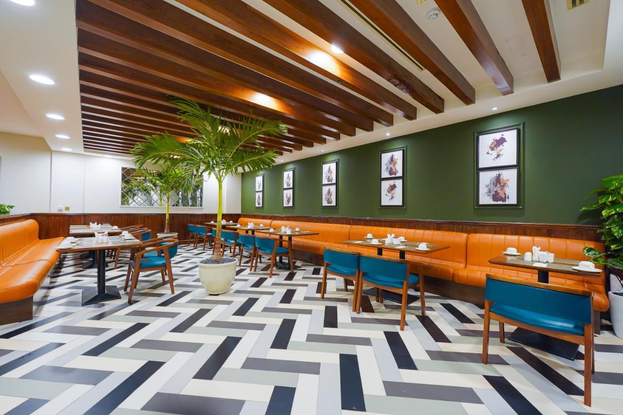 Blue Beach Tower The Walk Jbr Dubai Exterior photo Interior of a restaurant in Vietnam