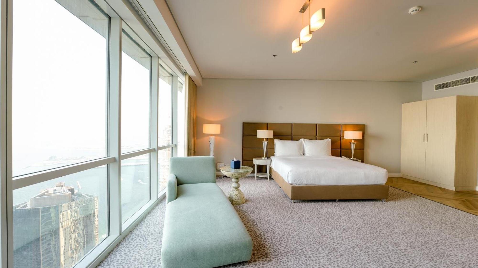 Blue Beach Tower The Walk Jbr Dubai Exterior photo A bedroom at the hotel